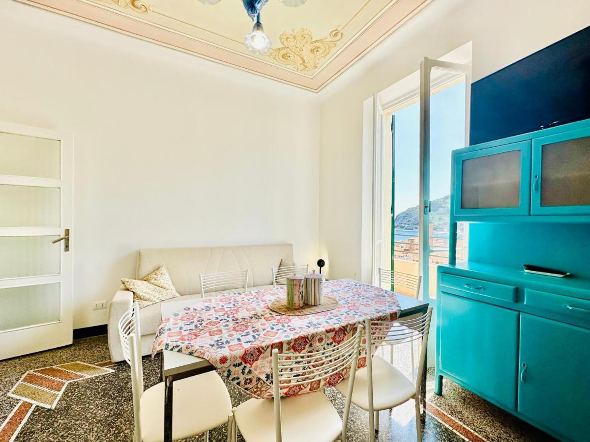 Hostdomus - Casa Ester นอลี ภายนอก รูปภาพ