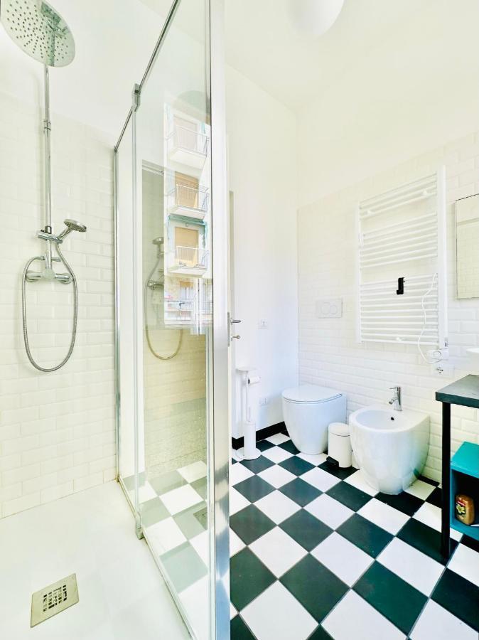 Hostdomus - Casa Ester นอลี ภายนอก รูปภาพ
